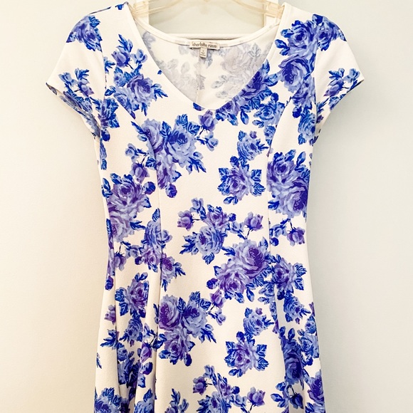 Charlotte Russe Dresses & Skirts - Charlotte Russe Blue Floral Dress